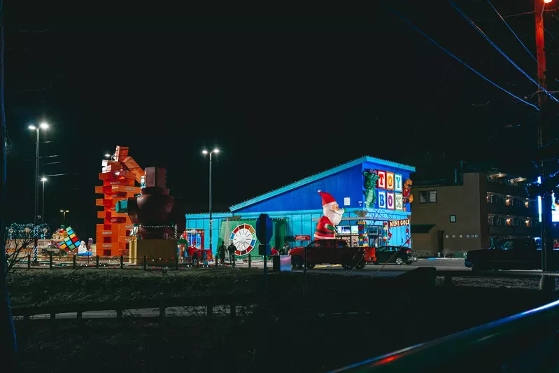 toybox_night_cam2_20211128-DSC00764