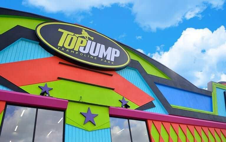 Topjump exterior and logo sign