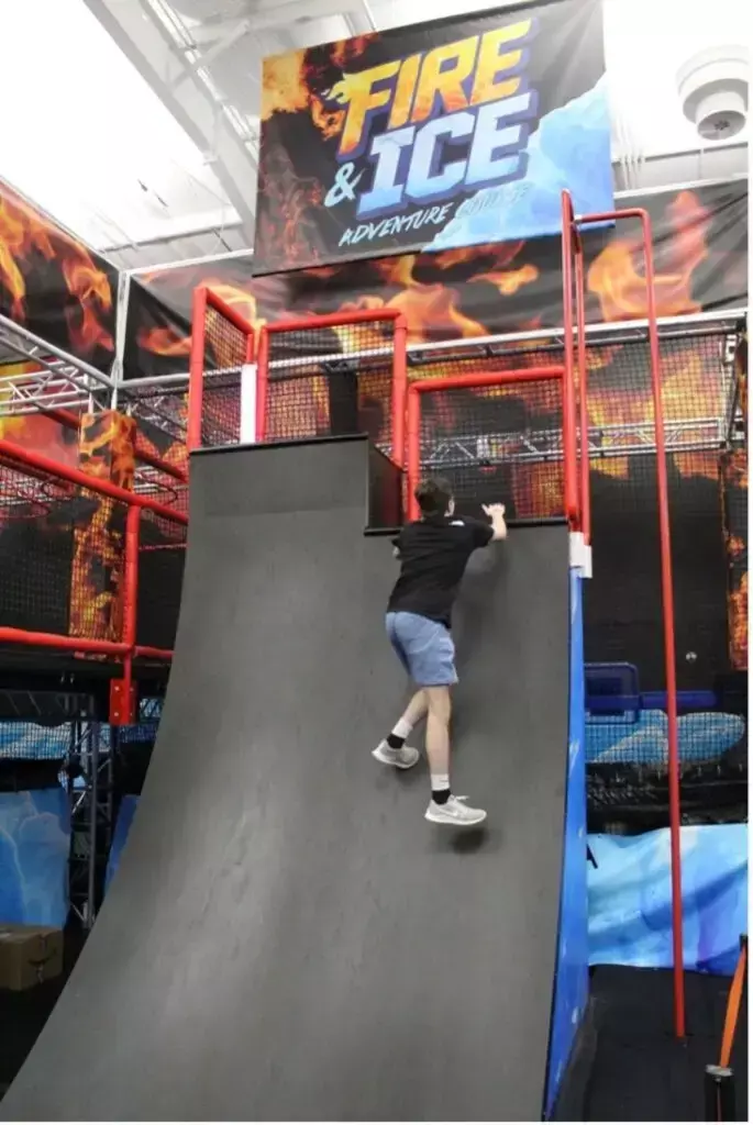TopJump - Fire and Ice - Climbing