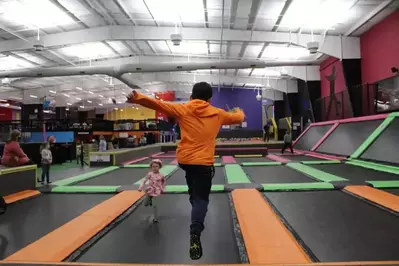 Top Jump Trampoline Park - Jumper